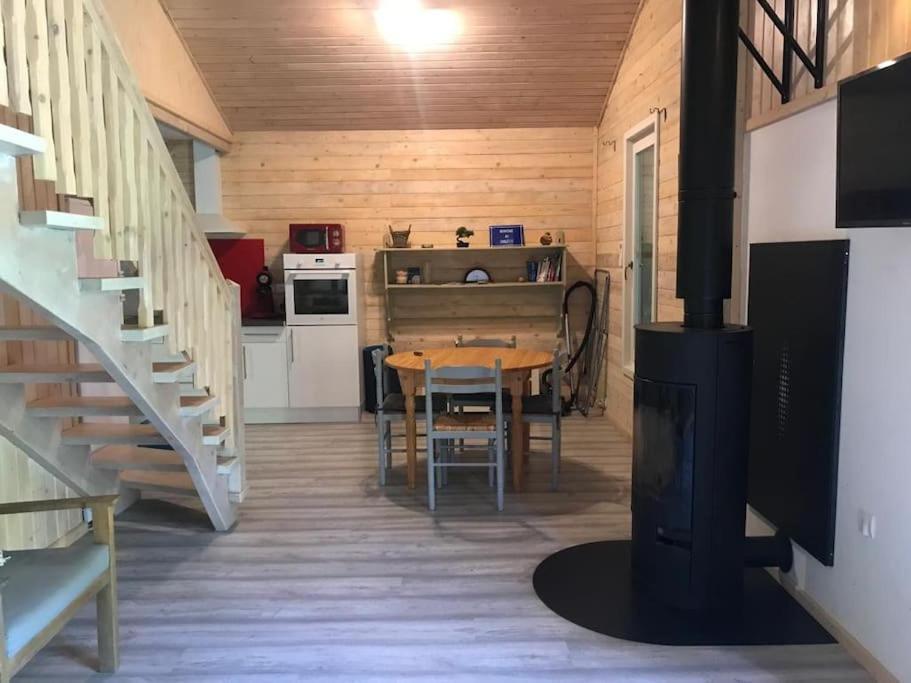 Chalet Au Milieu De La Foret Avec Lac A Proximite Layrac Exteriör bild