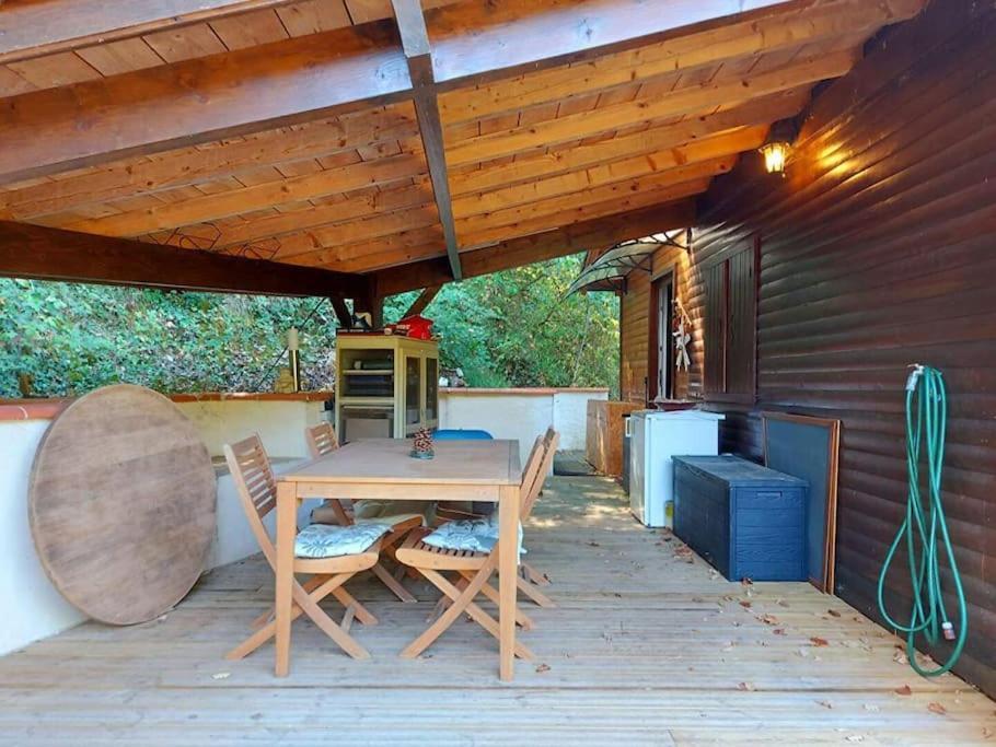 Chalet Au Milieu De La Foret Avec Lac A Proximite Layrac Exteriör bild