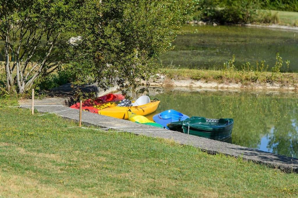 Chalet Au Milieu De La Foret Avec Lac A Proximite Layrac Exteriör bild