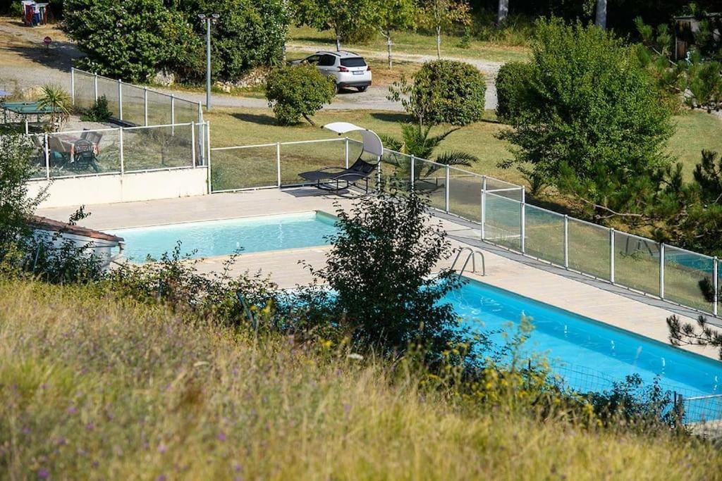 Chalet Au Milieu De La Foret Avec Lac A Proximite Layrac Exteriör bild