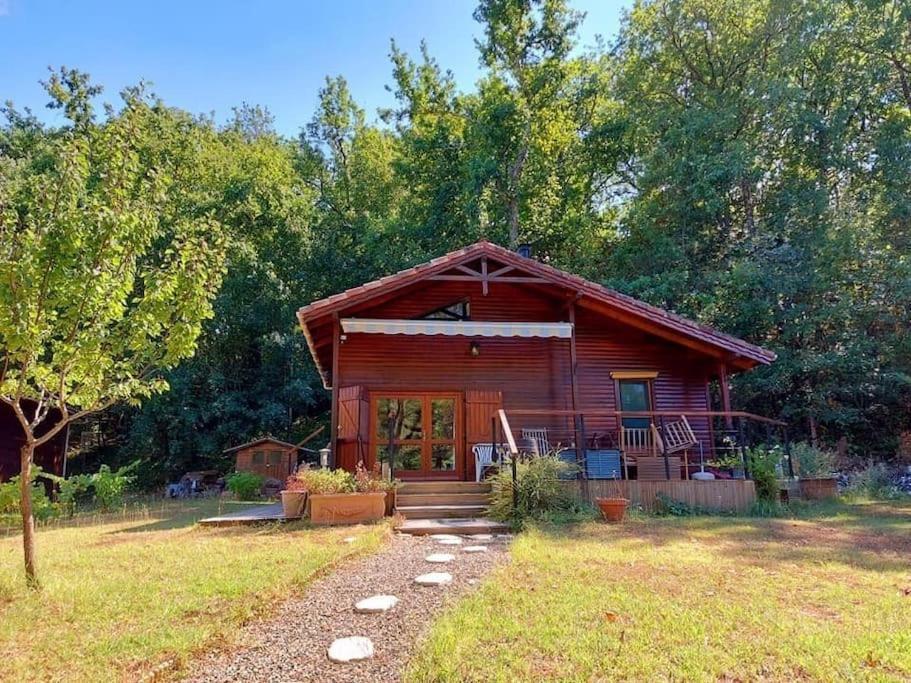 Chalet Au Milieu De La Foret Avec Lac A Proximite Layrac Exteriör bild
